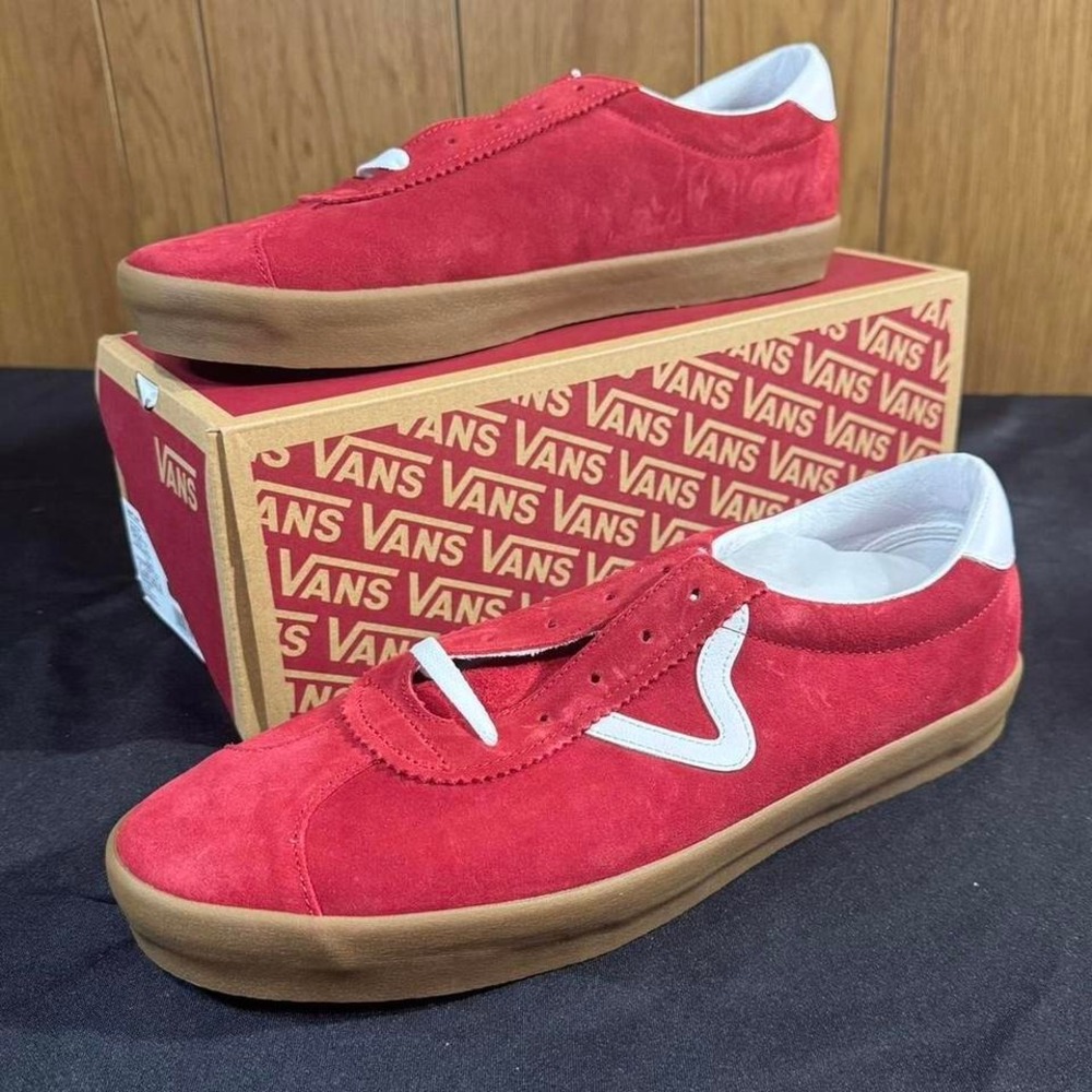 NEW Red suede Vans Classic Suede Low Top sneakers Size 13 Mens